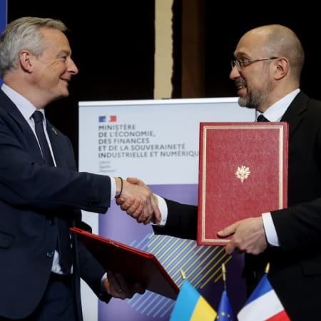 13 грудня уряд України уклав чотири угоди із міжнародними партнерами у Франції