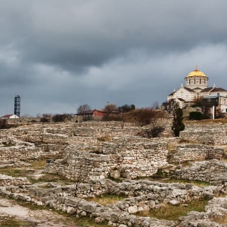 In the temporarily occupied Crimea, Russians almost destroyed the ancient suburb of Chersonesos Tavriya