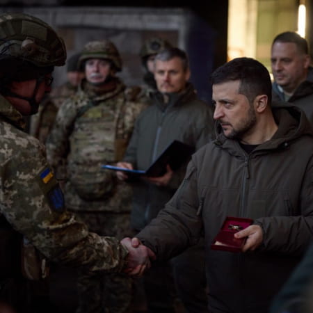 Volodymyr Zelenskyy came to Bakhmut with an unannounced visit