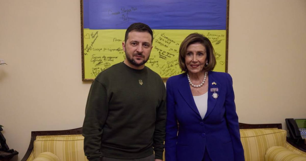 Zelenskyy met with Speaker of the House of Representatives Nancy Pelosi and senators from the Republican and Democratic parties