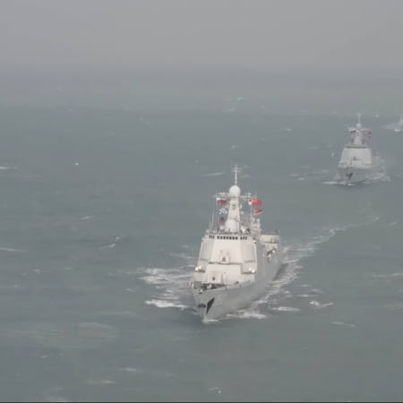 Китай та РФ проводять спільні військово-морські навчання