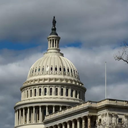 Конгрес США схвалив законопроєкт урядового бюджету на 2023 рік, що передбачає кошти і для України
