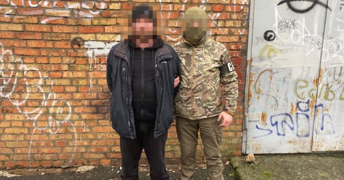 СБУ затримала колаборанта, який відповідав за розквартирування російських військових у Чорнобаївці