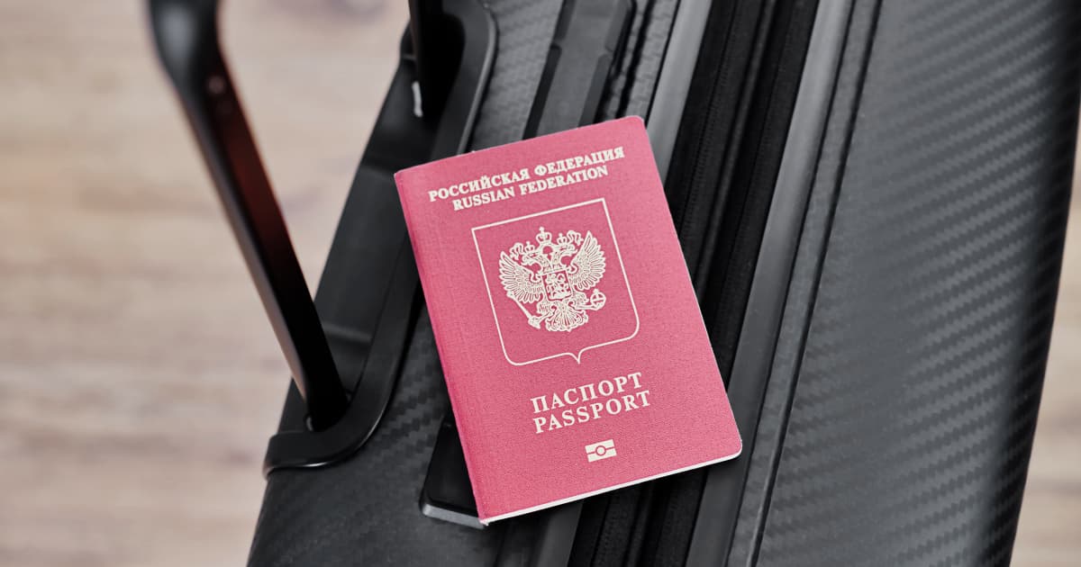На тимчасово окупованій території Луганщини триває примусова паспортизація дітей