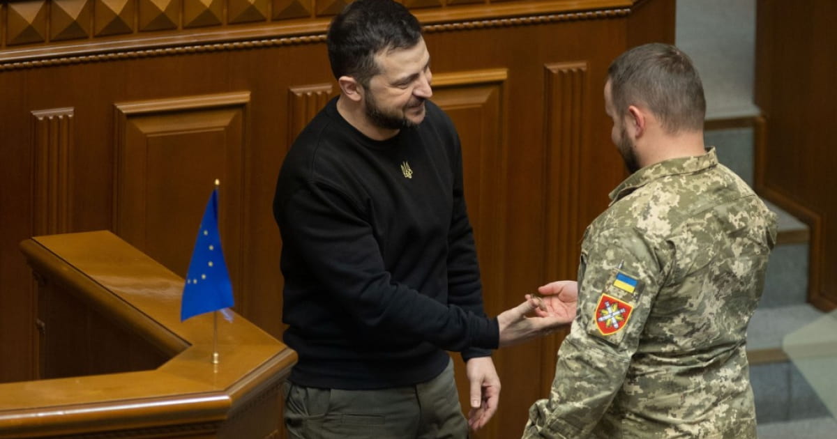 Зеленський відзначив державними нагородами 119 військовослужбовців, двох із них — посмертно