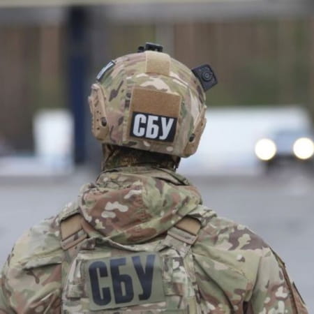 Двох колишніх працівників СБУ у тимчасово окупованому Криму заочно засудили до позбавлення волі