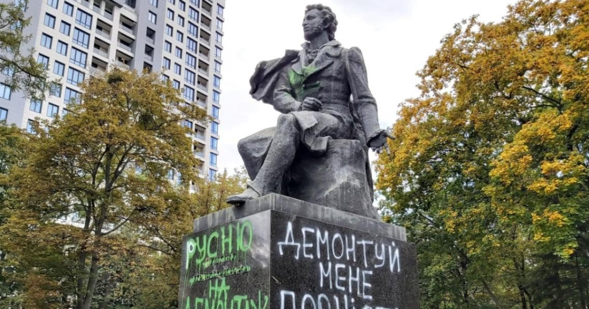 У Києві ініціюють переміщення памʼятників Щорсу, Ватутіну, Чкалову та Пушкіну