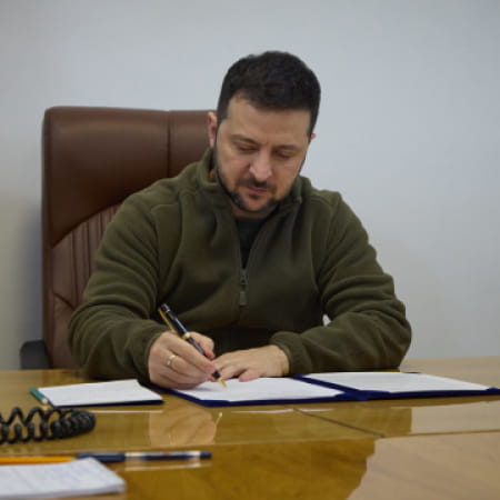 Президент Володимир Зеленський підписав закон про електронні послуги та ідентифікацію