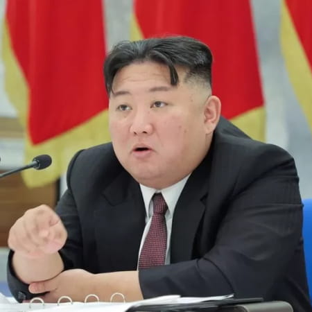 Північна Корея запустила три ракети на схід від Корейського півострова