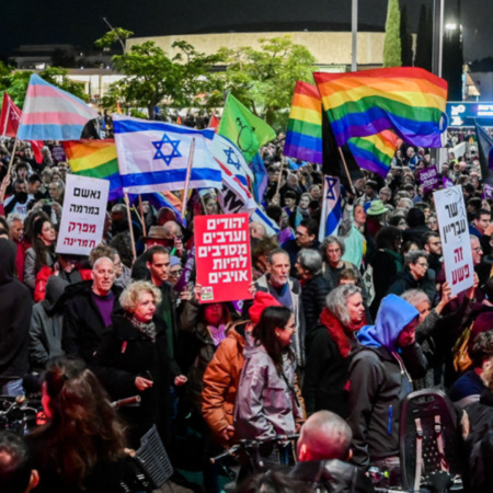 Ввечері 7 січня у Тель-Авіві відбувся багатотисячний мітинг