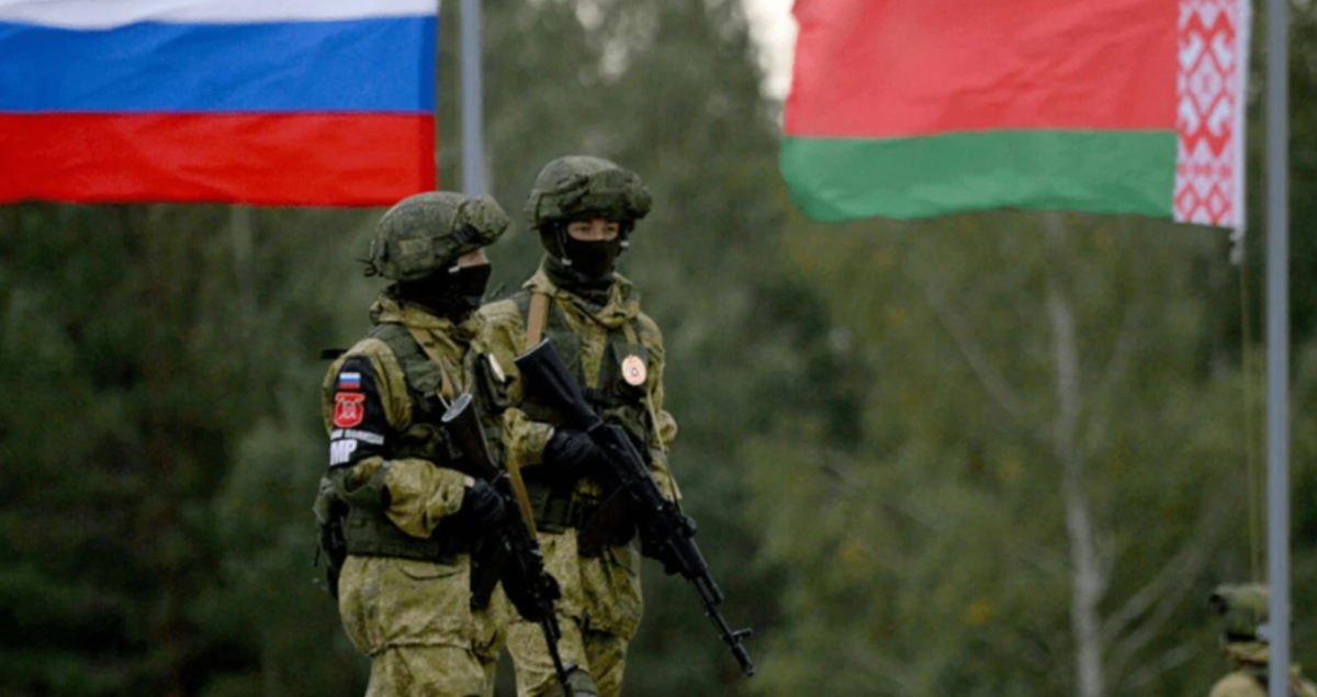 Росія перекинула до Білорусі 700-800 військових