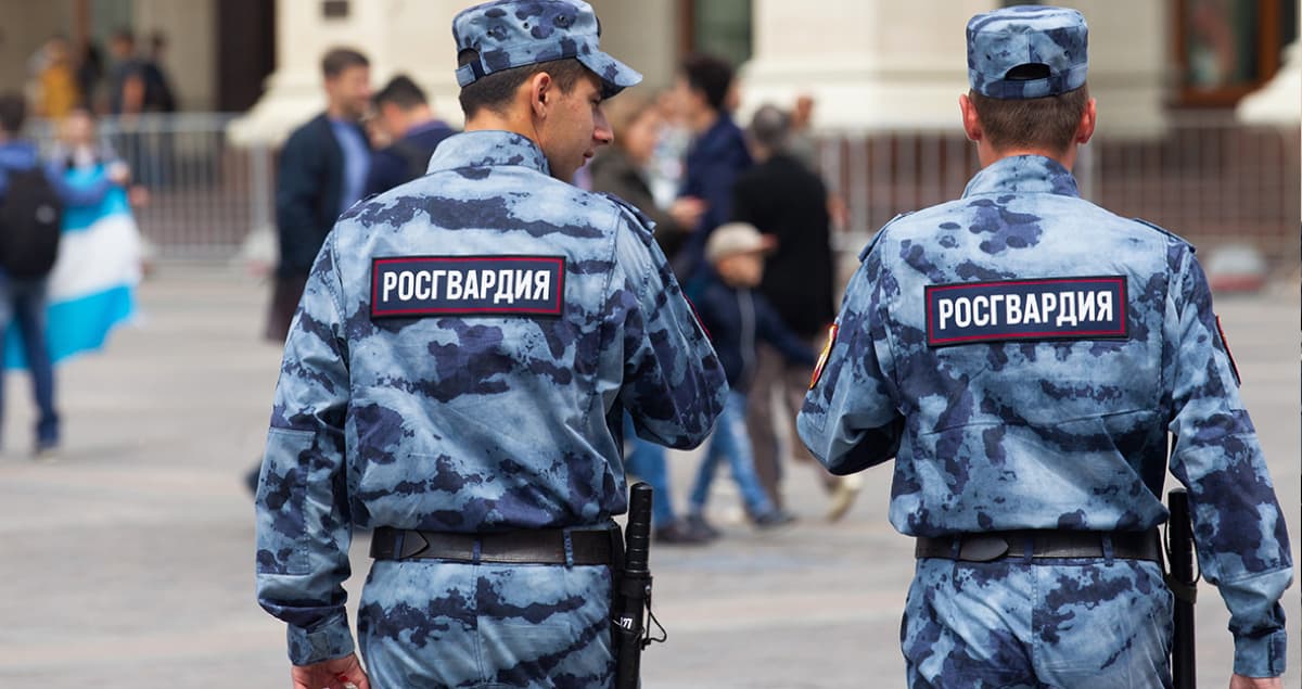 In the temporarily occupied Simferopol, in one of the schools, children were greeted by the soldiers of the Russian Guard instead of Santa Claus — Representation of the President of Ukraine in the Autonomous Republic of Crimea