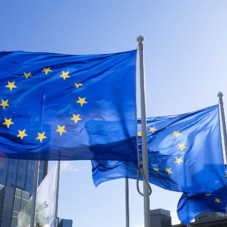 Євросоюз оголосив про виплату Україні першого траншу макрофінансової допомоги в розмірі 3 млрд євро