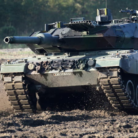 Ukraine will receive first tanks from Germany in three months