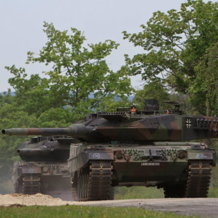 Канада передасть Україні чотири танки Leopard 2