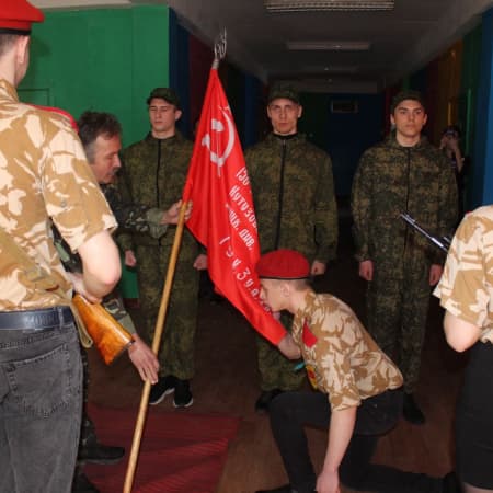 In Starobilsk, the Luhansk region, the so-called authorities force people to enroll children as young as 6 years old in the "Cossack cadet corps"