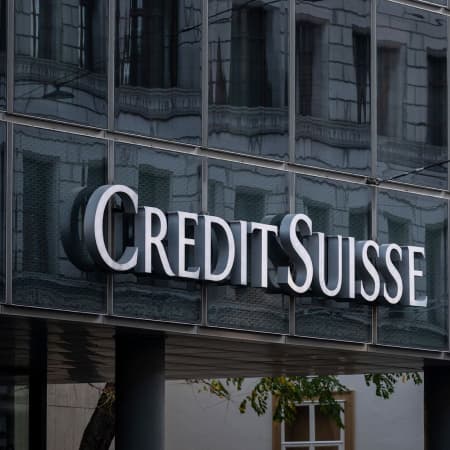 Швейцарський банк «Credit Suisse» заморозив понад 19 млрд євро, що належали російським олігархам