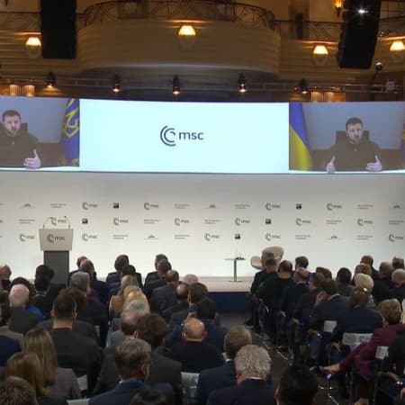 Володимир Зеленський відкрив Мюнхенський безпековий саміт промовою «Давид на Дніпрі»