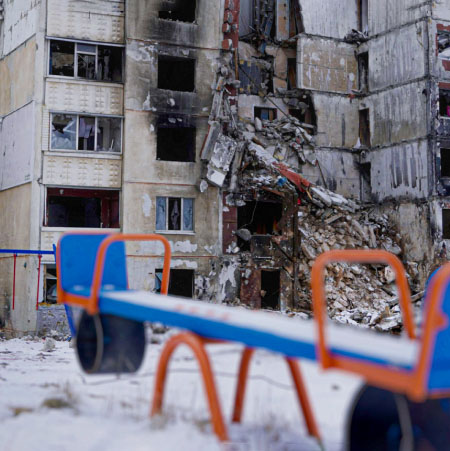 "Our neighbour is not going anywhere". How Kharkiv residents are adapting to the war