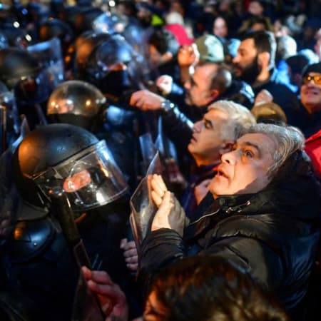 МВС Грузії заявило про 66 затриманих під час масових протестів 7 березня