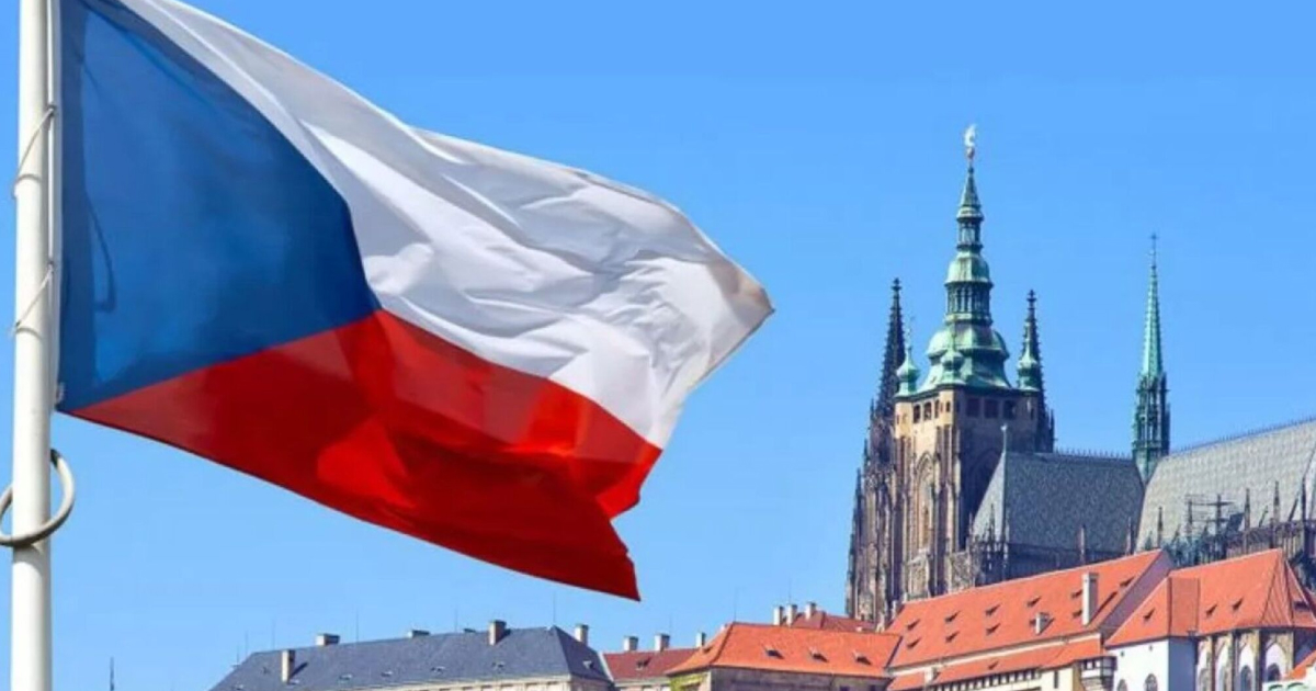 Czech Republic will not issue visas to Russians and Belarusians, even if they have other citizenship