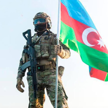 25 березня азербайджанські війська встановили контроль над панівною висотою поблизу гірської дороги Степанкарет-Лисагор у Нагорному Карабасі