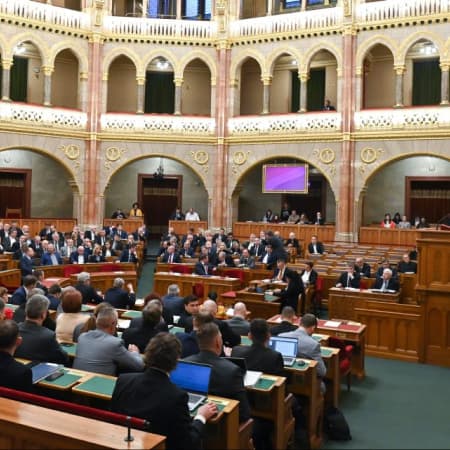 Парламент Угорщини ратифікував вступ Фінляндії до НАТО