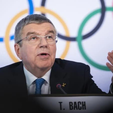 Глава МОК підтримав повернення російських і білоруських спортсменів до змагань у нейтральному статусі