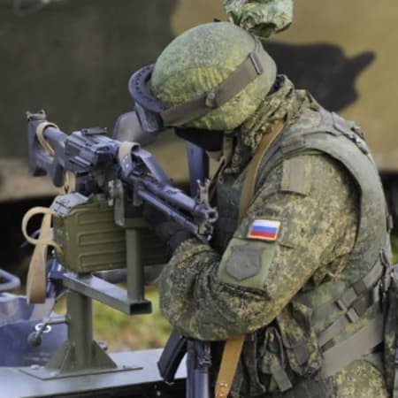 Росіяни виселяють ціле село Маріупольського району для розміщення військових