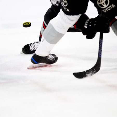 Російські та білоруські хокеїсти не зможуть брати участь у міжнародних змаганнях до кінця війни в Україні