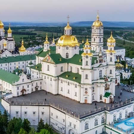 Мінкульт перевіряє, як Московський патріархат використовує будівлі Почаївської лаври та заповідника «Чернігів стародавній»