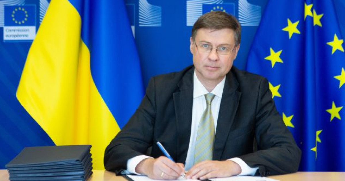 Україна та ЄС підписали меморандум про надання першого траншу макрофінансової допомоги в 1 млрд євро