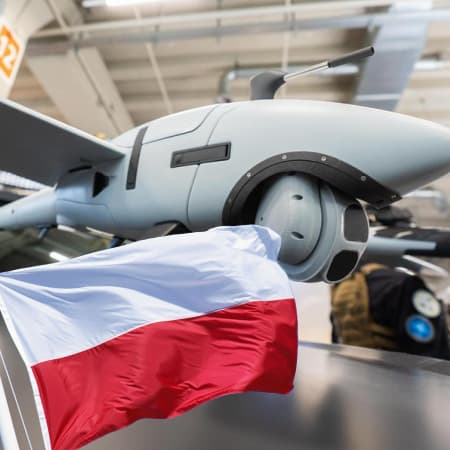 Польща спрощує експорт дронів до України