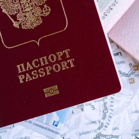 Україна не вважає, що отримання російського паспорту під тиском є злочином
