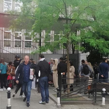 В одній зі шкіл столиці Сербії Белграді сталася стрілянина