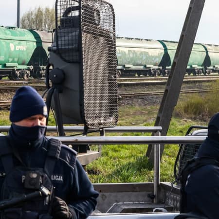 У Польщі правоохоронці викрили схему шахрайства з імпортом українського зерна під виглядом «технічного»