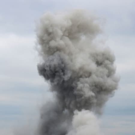 У Мелітополі вибухнула урна біля під'їзду будинку так званого «в. о. заступника міністра будівництва Запорізької області»