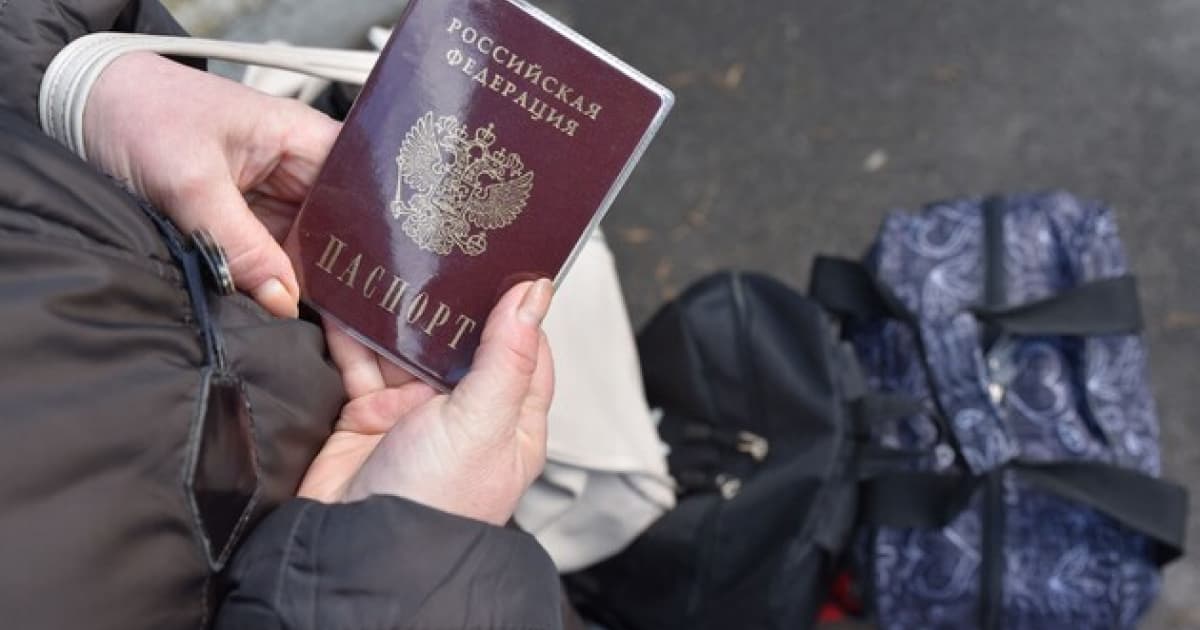 Russians continue forced passport issuance in temporarily occupied Kakhovka in the Kherson region