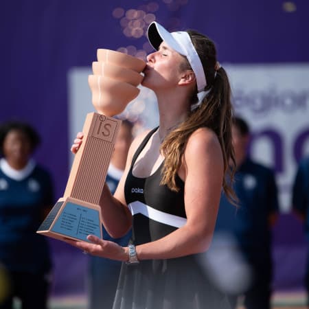 Українська тенісистка Еліна Світоліна перемогла росіянку Анну Блінкову у фіналі турніру WTA 250 у Страсбурзі