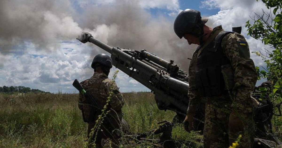 Українські військові знищили 6 російських складів з боєприпасами та командний і командно-спостережний пункт