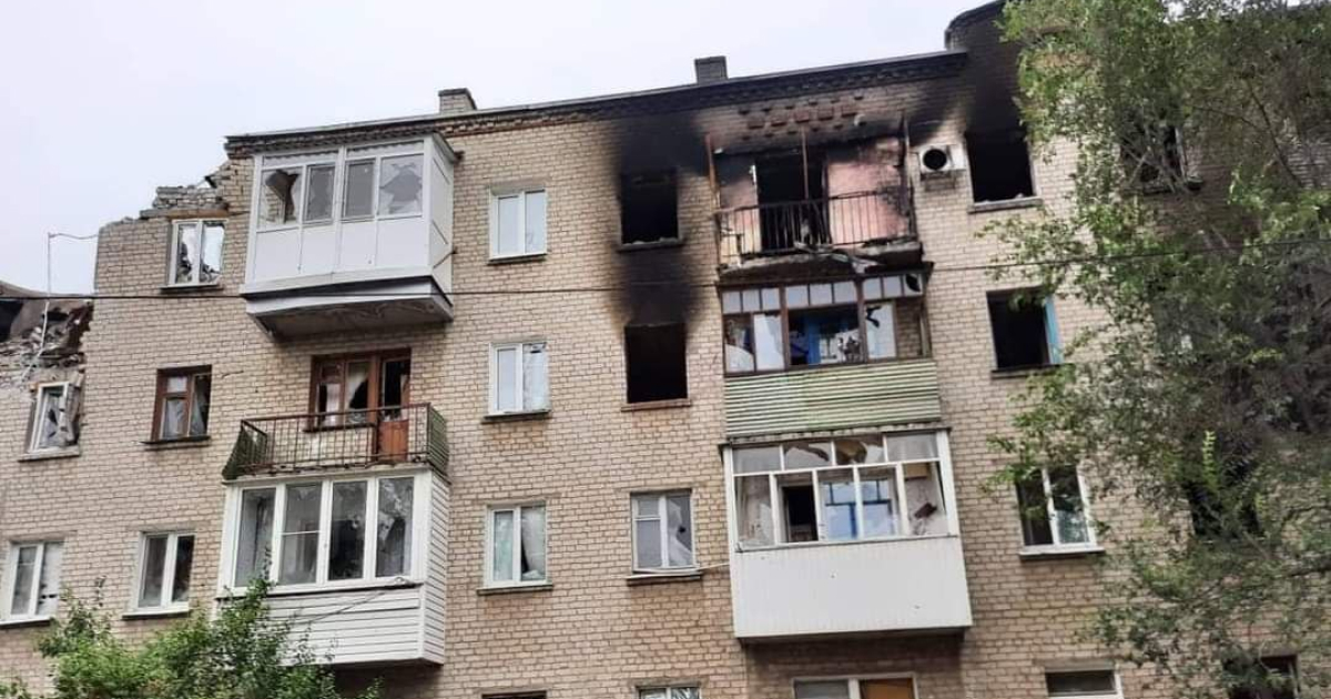 На Луганщині росіяни щільно обстрілюють населені пункти