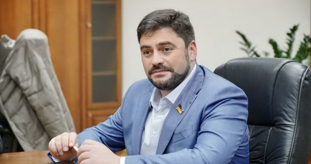 Схеми: Обвинувачений у хабарництві депутат Київради Трубіцин виїхав за кордон завдяки листу від ГУР