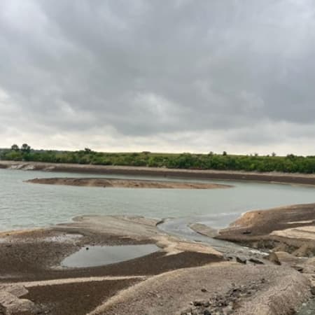 Kakhovka Reservoir has already lost three-quarters of its water