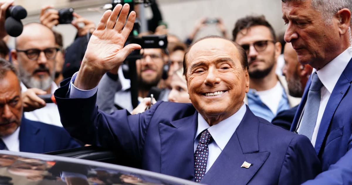 Колишній прем'єр-міністр Італії Сільвіо Берлусконі помер у лікарні у віці 86 років
