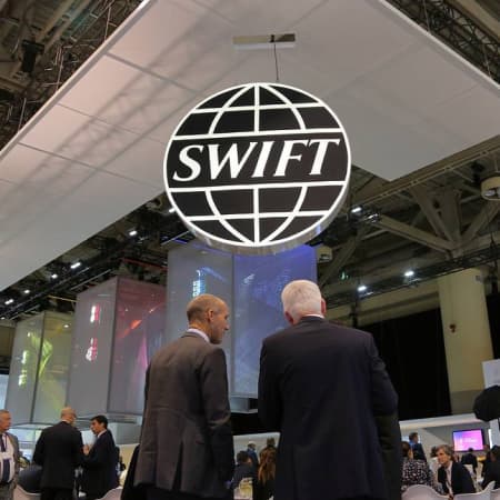 ЄС може дозволити підключити до SWIFT дочірню компанію «Россєльгоспбанка»