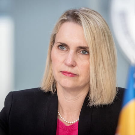 Пані посол США в Україні: Росія має відповісти за обстріл порту Одеси