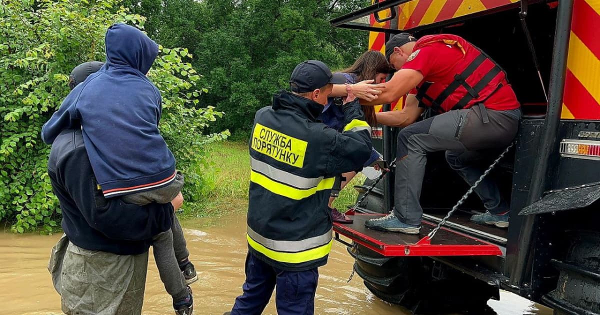 На Івано-Франківщині через негоду підтоплено майже 800 домогосподарств