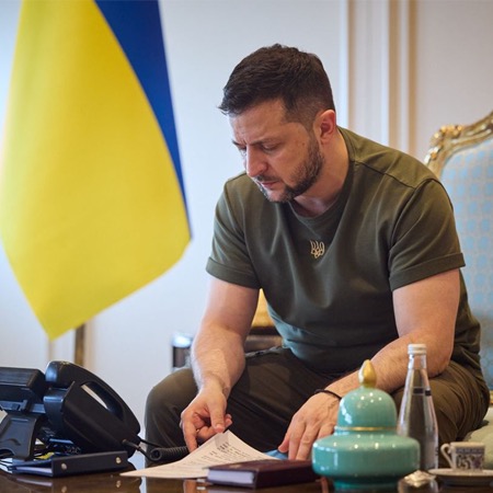 Зеленський та Рютте обговорили терміни початку навчальної місії для українських пілотів на F-16