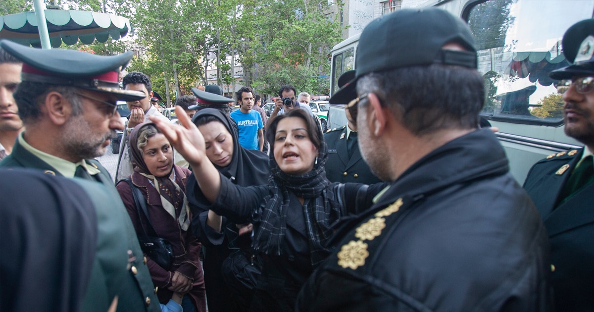 В Ірані на вулицях знову патрулюватиме «поліція моралі»