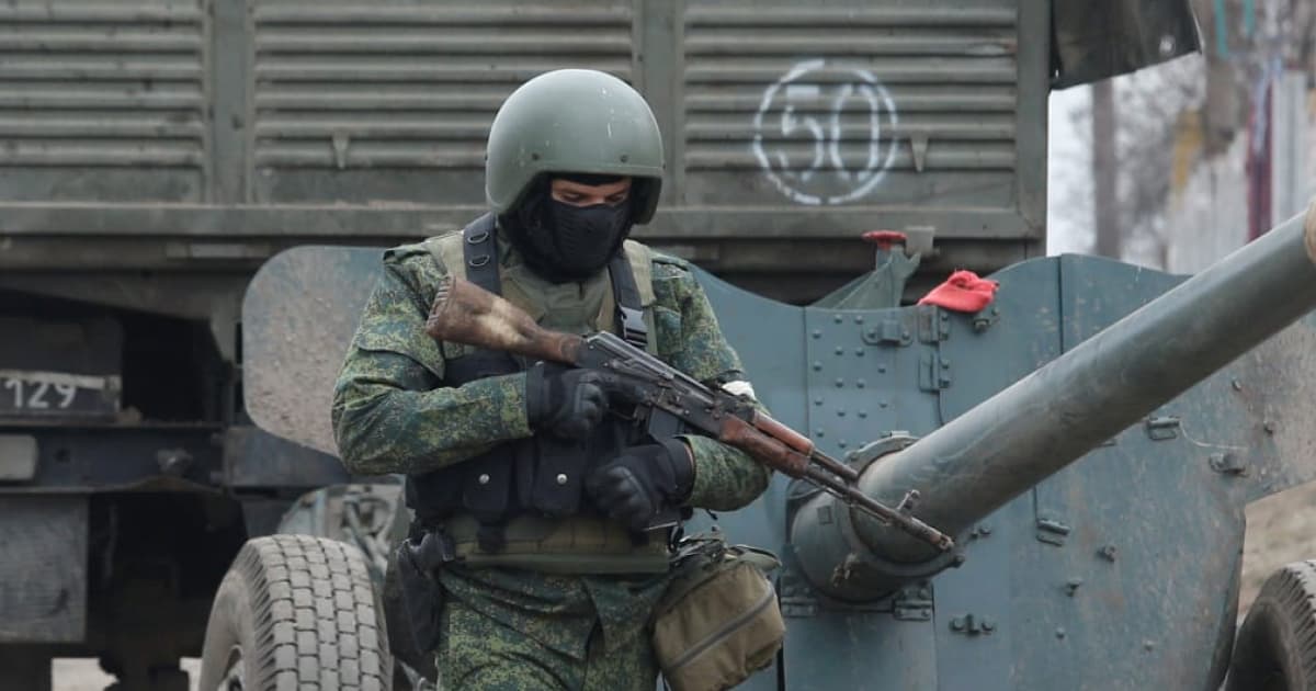 Російські військові, які відмовилися воювати, перебувають під вартою у тимчасово окупованій Брянці на Луганщині